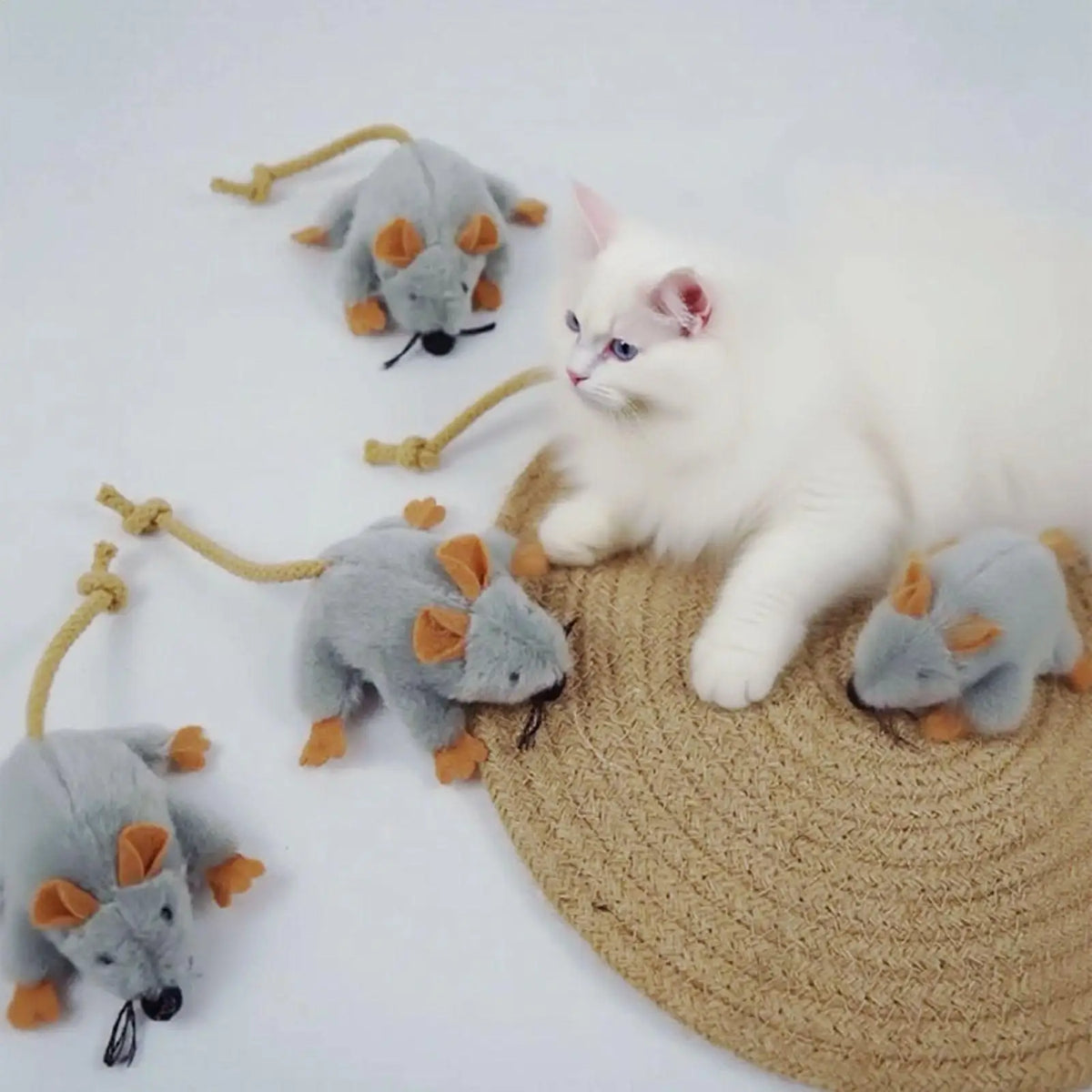 Cat Mouse Toy Built-in Sound Compact Play Game Stuffed Cat Toys for Daily Ground Home Indoor Outdoor Birthday Holiday Pet